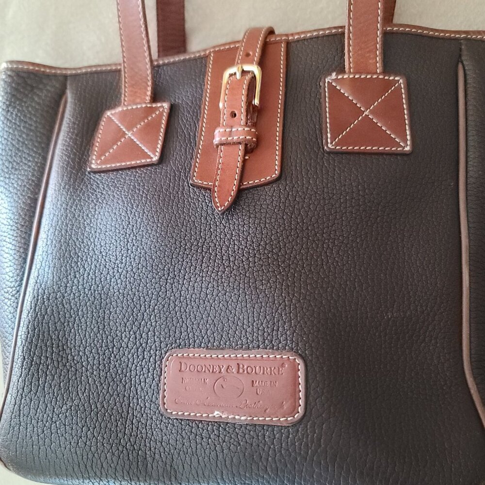Vintage Dooney & Bourke AWL Leather Tote Brown w Buckle Closure Made In USA - Picture 10 of 16